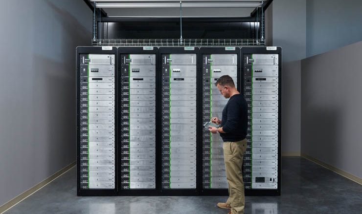 Schneider Electric EcoBlade, energy storage per le micro-grid