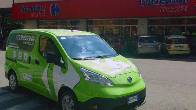 Carrefour, veicoli elettrici Nissan e-NV200 per le consegna a domicilio