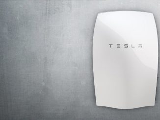 Tesla mira al mercato fotovoltaico e collabora con Panasonic storage