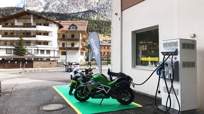 Dolomiti, Energica Motor svela la prima colonnina fast charge
