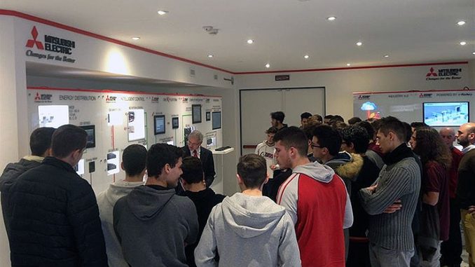 “Porte Aperte alla Scuola”, Mitsubishi Electric dialoga con gli studenti “Porte Aperte alla Scuola”, Mitsubishi Electric dialoga con gli studenti