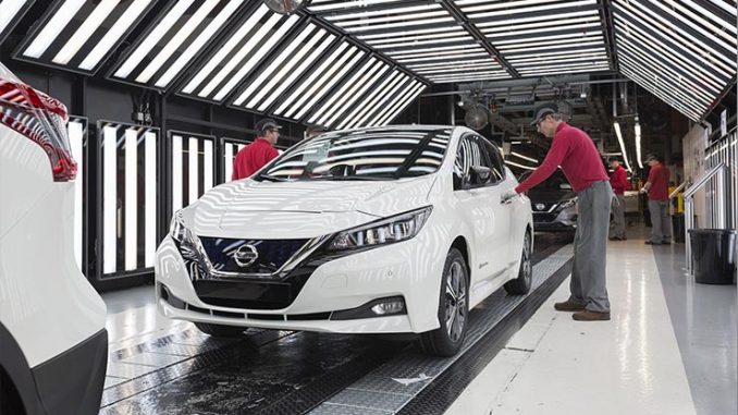 Nissan LEAF, al via la produzione in Europa