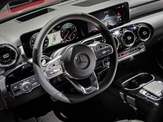 Nuance Dragon Drive supporta Mercedes Benz User Experience