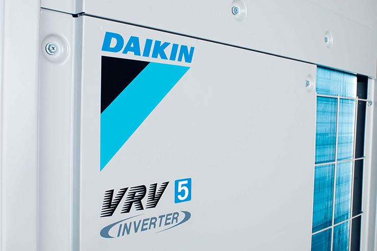 Daikin presenta VRV5, pompa di calore con refrigerante R32